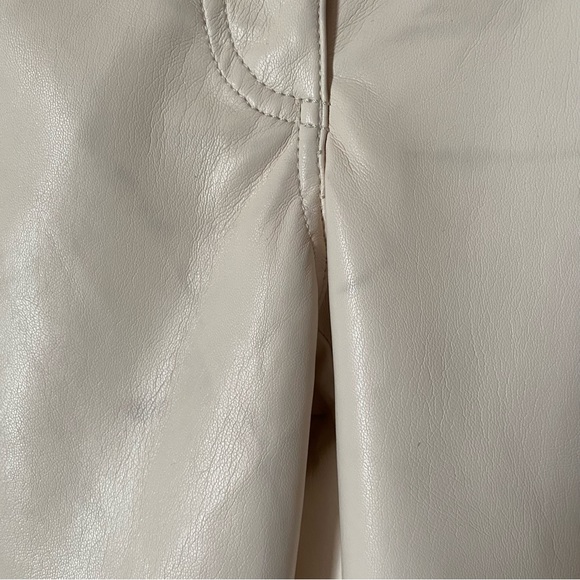 Wilfred Melina Cropped in Birch Ivory Vegan Leather Pants FLAW - Picture 3 of 13